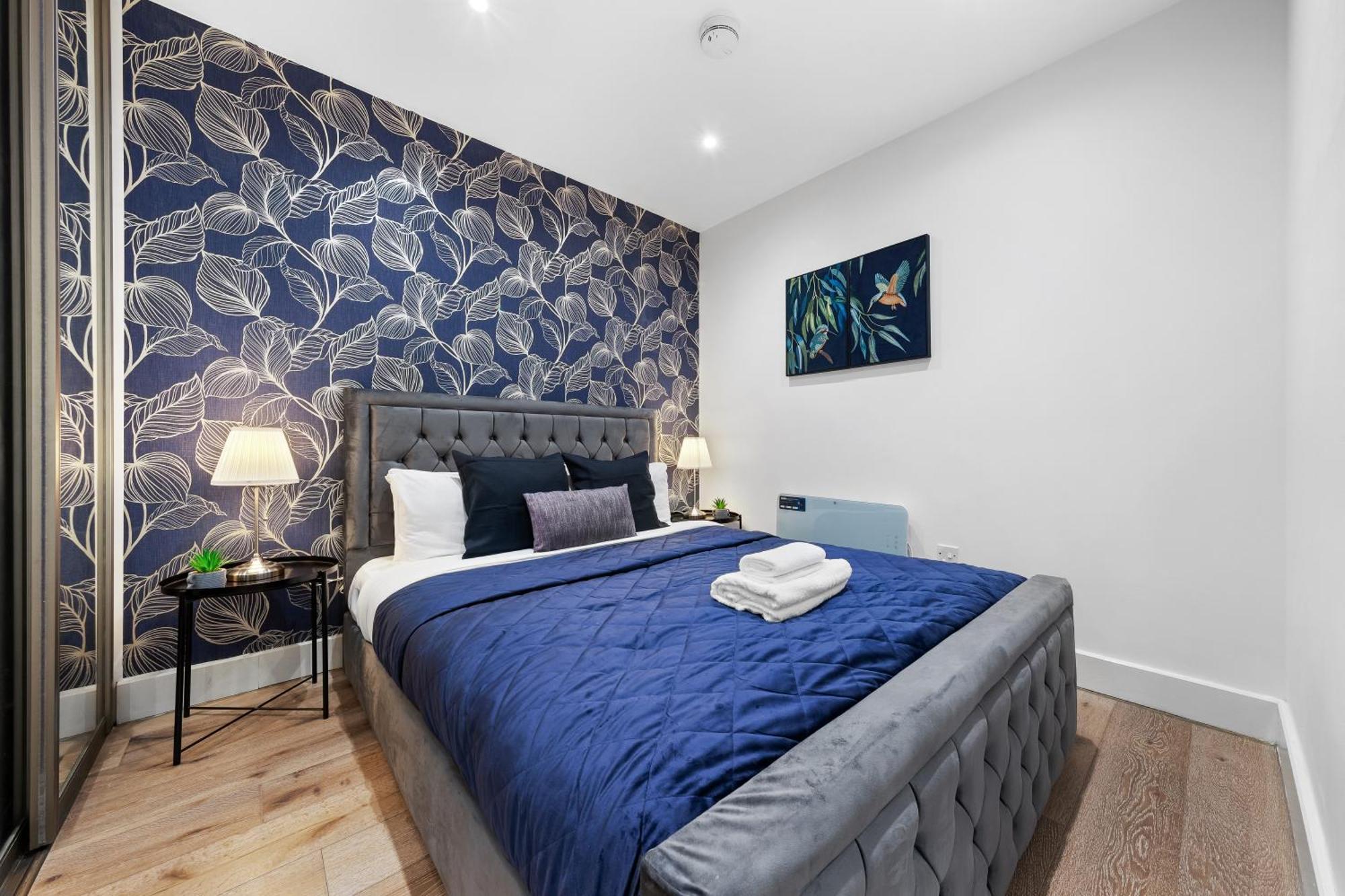 Modern One Bedroom Flat - Sleeps 5 -Near Heathrow - London Ub3 Экстерьер фото